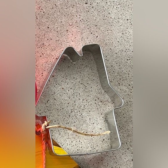 Retro hard plastic Santa party tray PLUS house cookie cutter - Picture 6 of 8